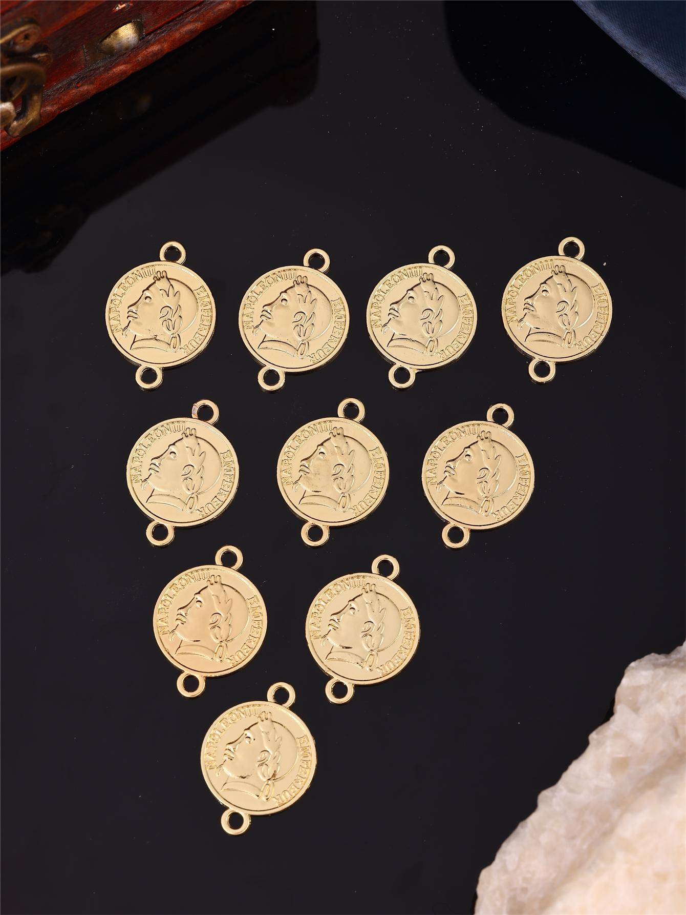 Coin-Shaped DIY Women's Robe A - Vintage Collectible Coins ulasan dan harga