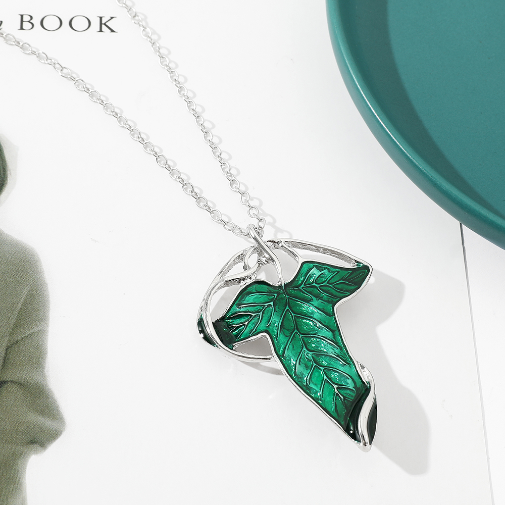 Vintage Green Leaf Pendant Nec - Vintage Necklace ulasan dan harga