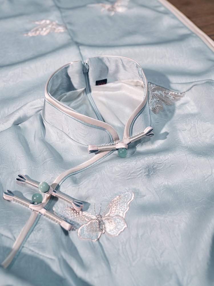 Blue Embroidered Young Style T - Vintage Collectibles & More Llc Photos ulasan dan harga